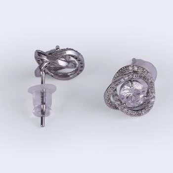 Detachable round solitaire silver plated stud earring for women 4