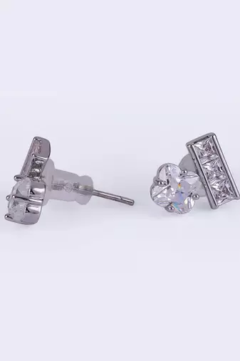Splendid studded cz silver plated stud earring for women