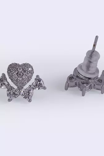 Modish heart shape silver plated stud earring for women