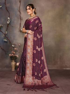 Magenta pink satin banarasi design saree with woven design border 2