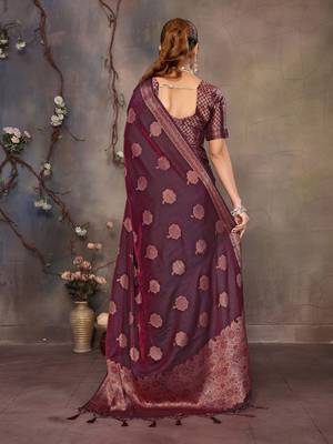 Magenta pink satin banarasi design saree with woven design border 5