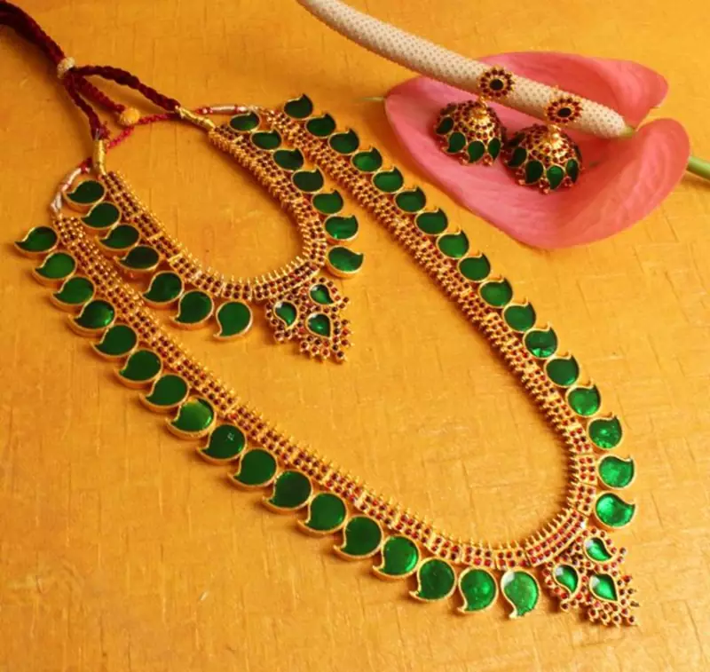  Awesome Gold Plated Kerala Style Mango Palakka Haar Set 