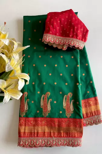 Green Paithani silk blend Saree With Contrast Weaving Pallu And Blouse