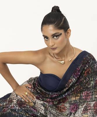   navy blue silk abstract printed saree 5