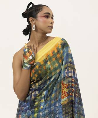 Blue silk geometric printed saree 3