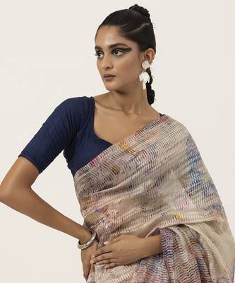 Pastel silk stripes printed saree 3