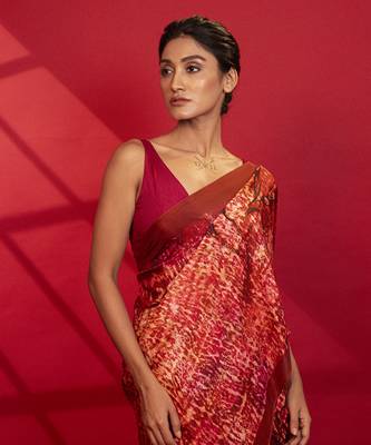 Red abstract printed silk saree 3