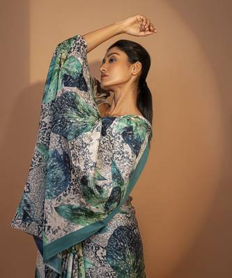 Blue silk floral printed saree 3