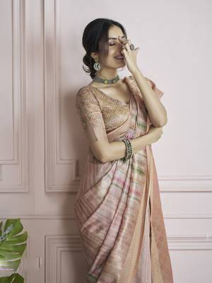 peach khadi silk blend saree with unstitched blouse 4