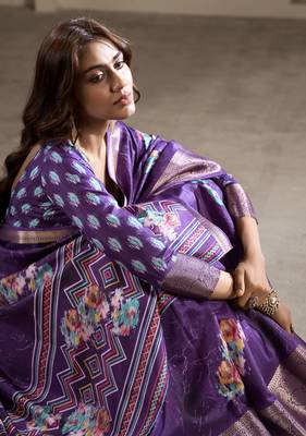 purple dola silk blend saree with unstitched blouse 4