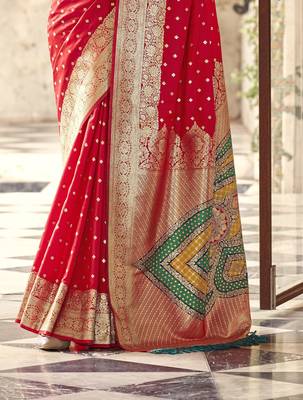 red soft silk blend saree with unstitched blouse 3