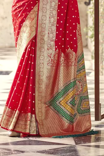 red soft silk blend saree with unstitched blouse