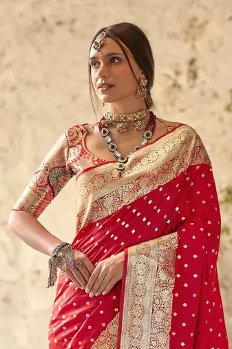 red soft silk blend saree with unstitched blouse