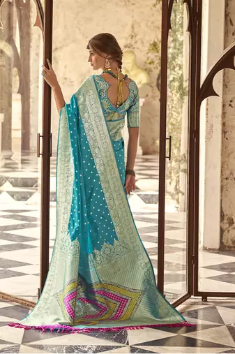 blue soft silk blend saree with unstitched blouse
