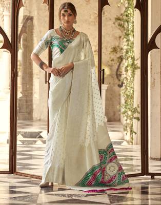 off white soft silk blend saree with unstitched blouse 1