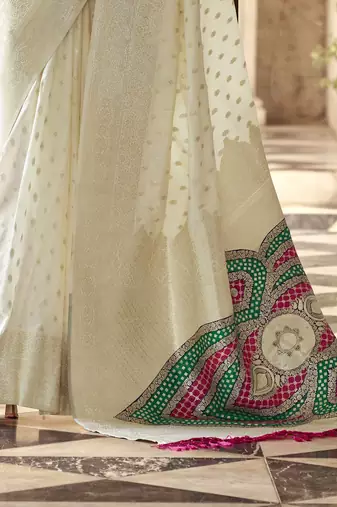 off white soft silk blend saree with unstitched blouse