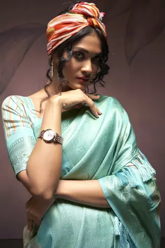 sky blue handloom silk blend saree with unstitched blouse