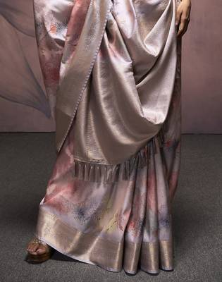 grey handloom silk blend saree with unstitched blouse 3