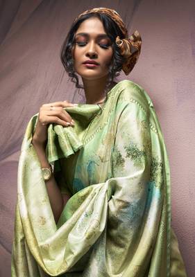 pista handloom silk blend saree with unstitched blouse 2