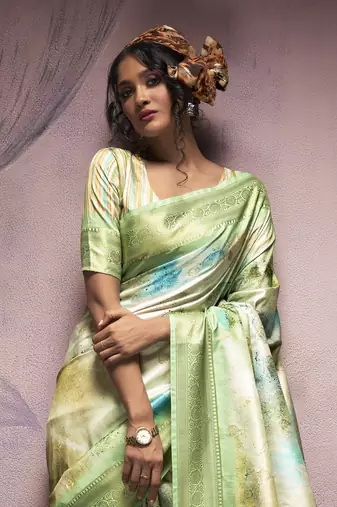 pista handloom silk blend saree with unstitched blouse