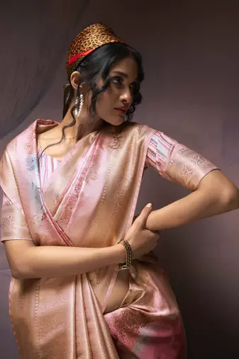 peach handloom silk blend saree with unstitched blouse