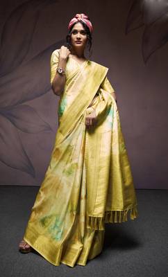 neon handloom silk blend saree with unstitched blouse 1