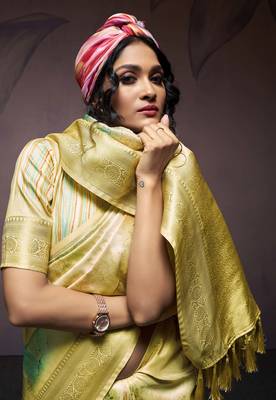 neon handloom silk blend saree with unstitched blouse 2