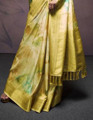 neon handloom silk blend saree with unstitched blouse 3