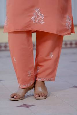 Peach embroidered straight kurta with trouser 3