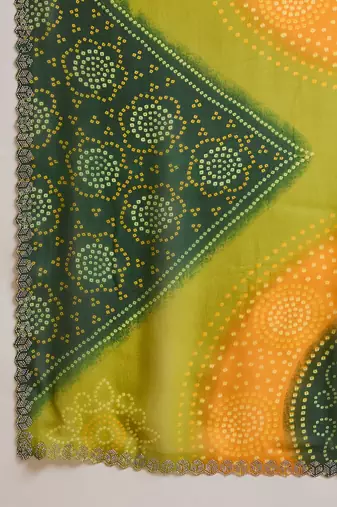 Women's multi georgette bandhani saree with unstitched blouse piece