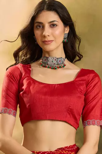 Women's red georgette bandhani saree with unstitched blouse piece