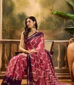 Women's pink chiffon foil print saree with unstitched blouse piece