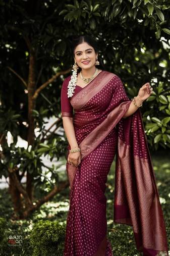 Maroon silk blend saree with blouse