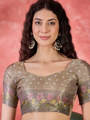 Women's grey silk blend rangkat bandhani work saree with unstitched blouse piece 4