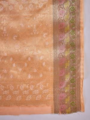Women's peach silk blend rangkat bandhani work saree with unstitched blouse piece 5