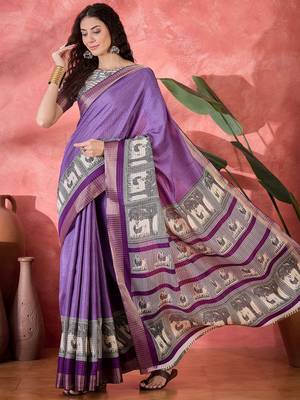 Women's lavender silk blend printed work saree with unstitched blouse piece 2