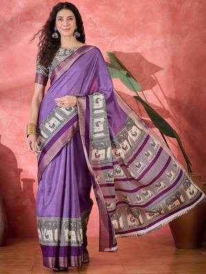 Women's lavender silk blend printed work saree with unstitched blouse piece 3