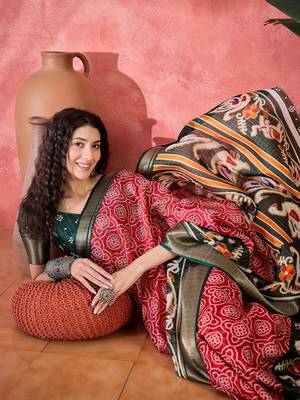 Women's red silk blend bandhani work saree with unstitched blouse piece 1