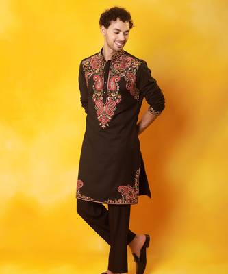Black cotton embroidered kurta pajama 1