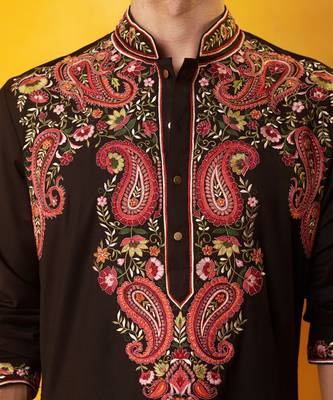 Black cotton embroidered kurta pajama 4