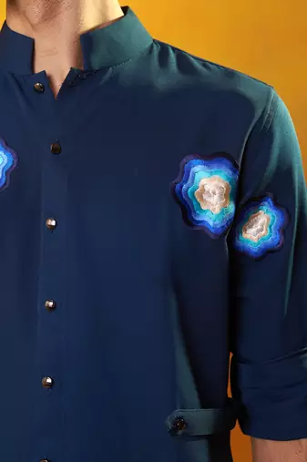 Blue crepe printed men shirt & pant