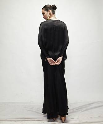 Black plain silk kaftaan 5