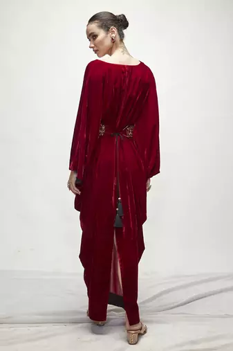 Maroon plain velvet kaftaan