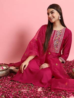 Pink embroidered silk blend salwar suit 4