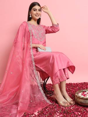 Pink embroidered silk blend salwar suit 2