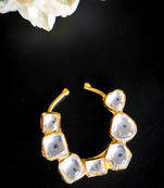 Traditional multi-stone nath with pearl detailing