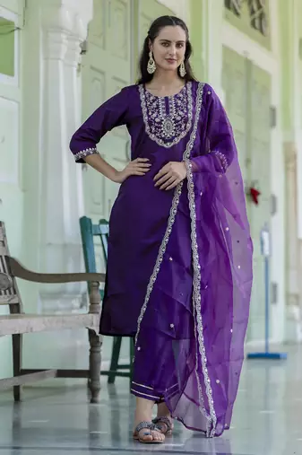 Purple embroidered silk blend salwar suit