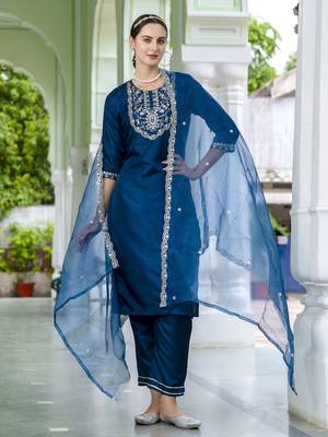 Blue embroidered silk blend salwar suit 4