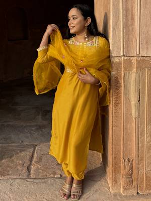 Yellow embroidered silk blend salwar suit 2
