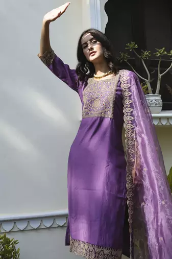 Purple embroidered silk blend salwar suit
